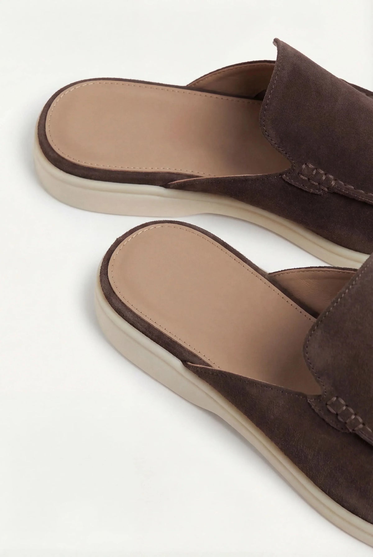 Brown Suède Mocasines | Lucía Montiel