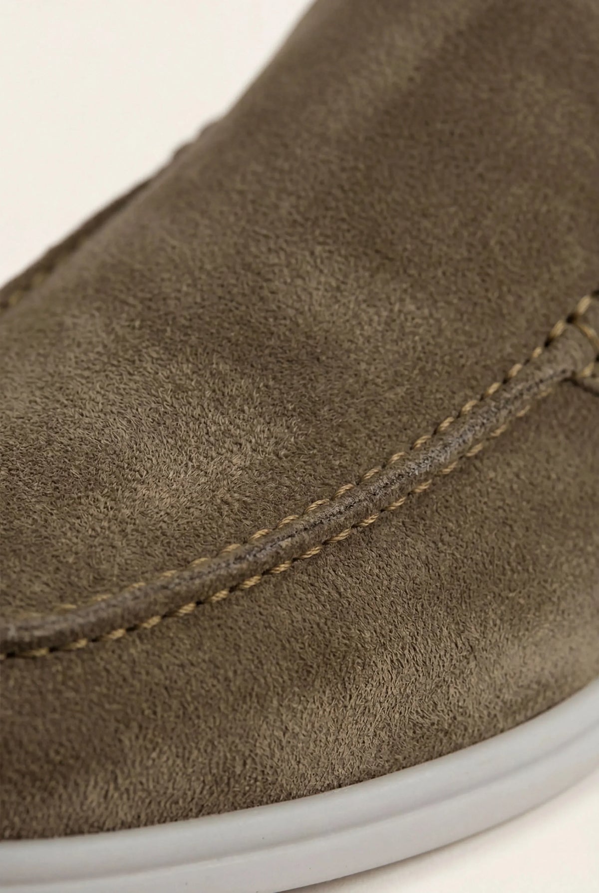 Olive Suède Mocasines Lucía Montiel